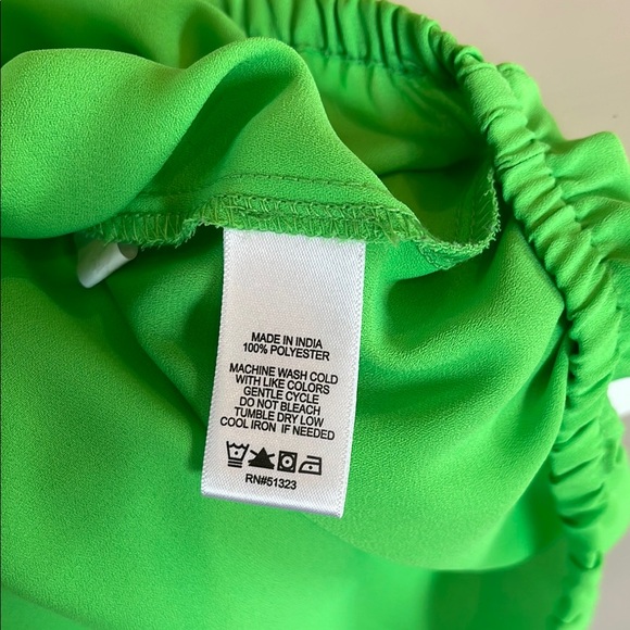 CeCe Vibrant Green Ruffle Sleeve Blouse - Picture 10 of 10